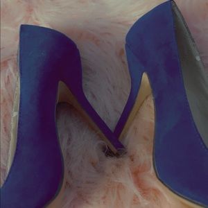 Heels size 8